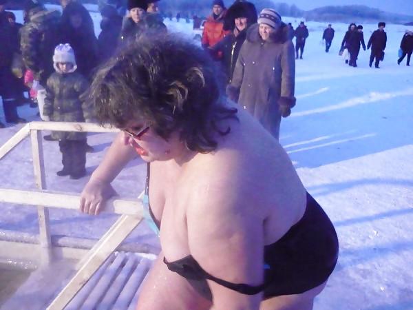 25P Russian mature busty!