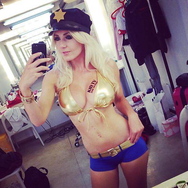 9P #9 Pics of a Great Cosplay Girl