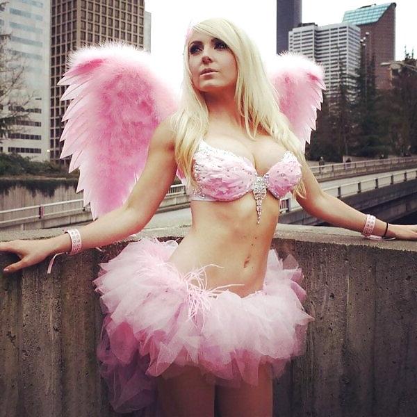 9P #9 Pics of a Great Cosplay Girl
