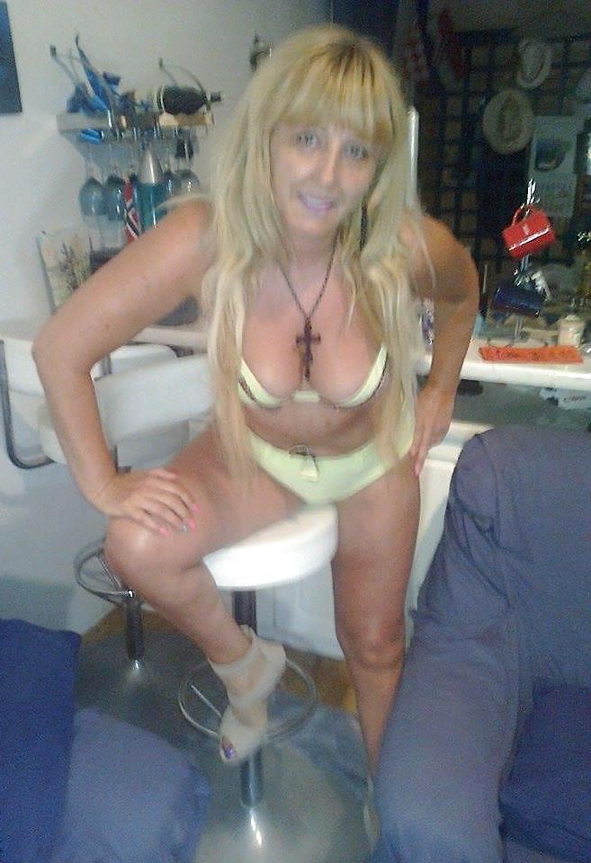 25P Serbian Milf