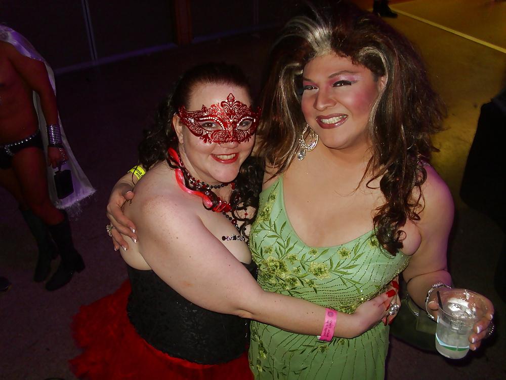 13P Body Paint, girls drinking, Public Exposure. Austin, TX