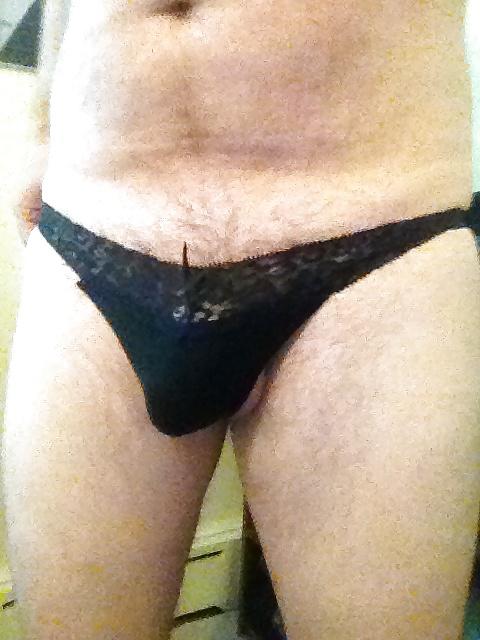 25P Now wearing my stepdaughters dirty panties