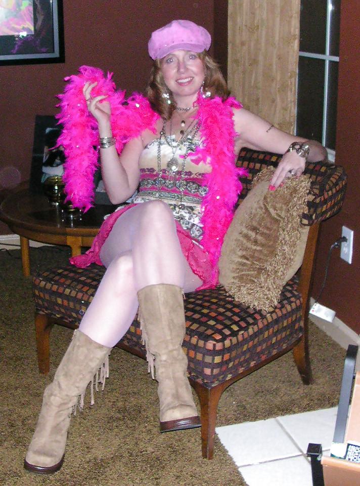 17P Your mom's slutty halloween costume