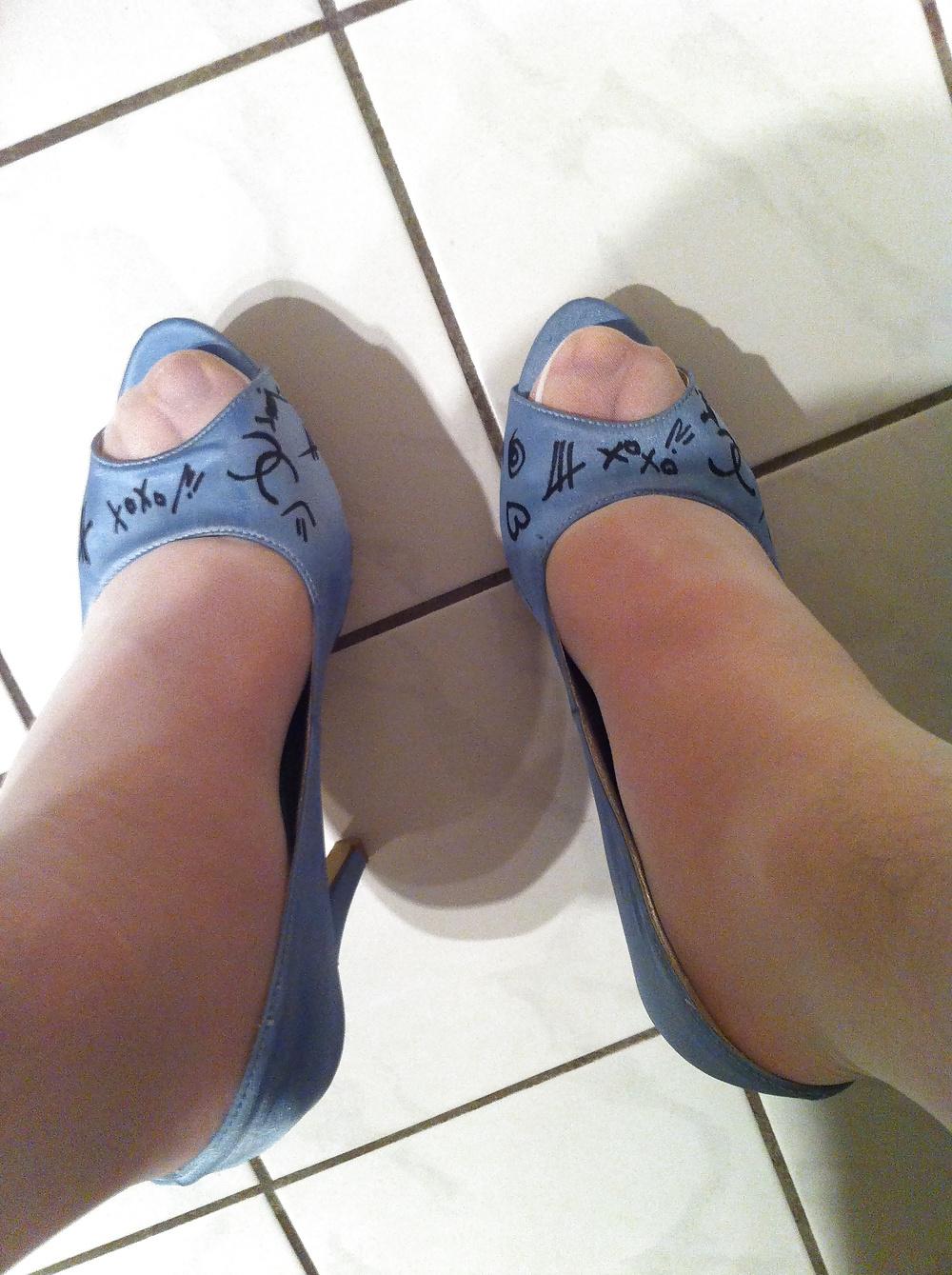 6P White and blue Stockings in High Heels