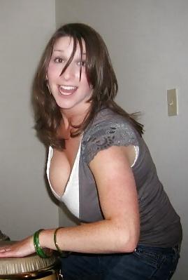 17P Busty Amatuer 13