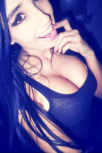 17P Busty Amatuer 17
