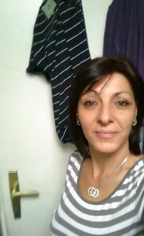 25P Serbian MILF Gordana