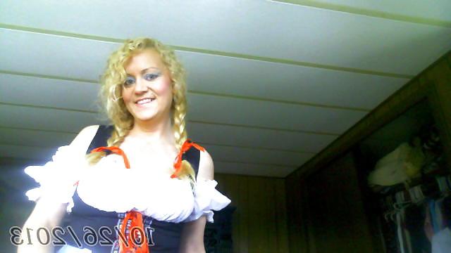 12P Dressing up for Halloween
