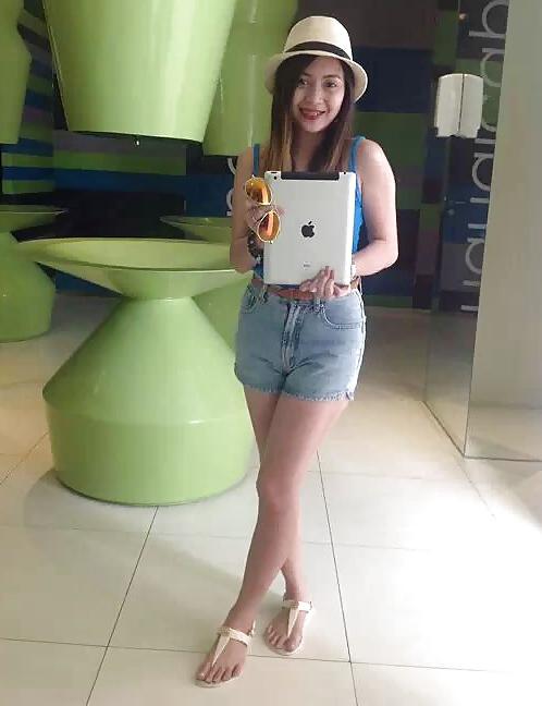 20P Pinay Young Slut With Nice Body Legs & Feet
