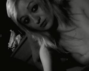 12P Poppy amber may strong dirty little slut wants loads of cock