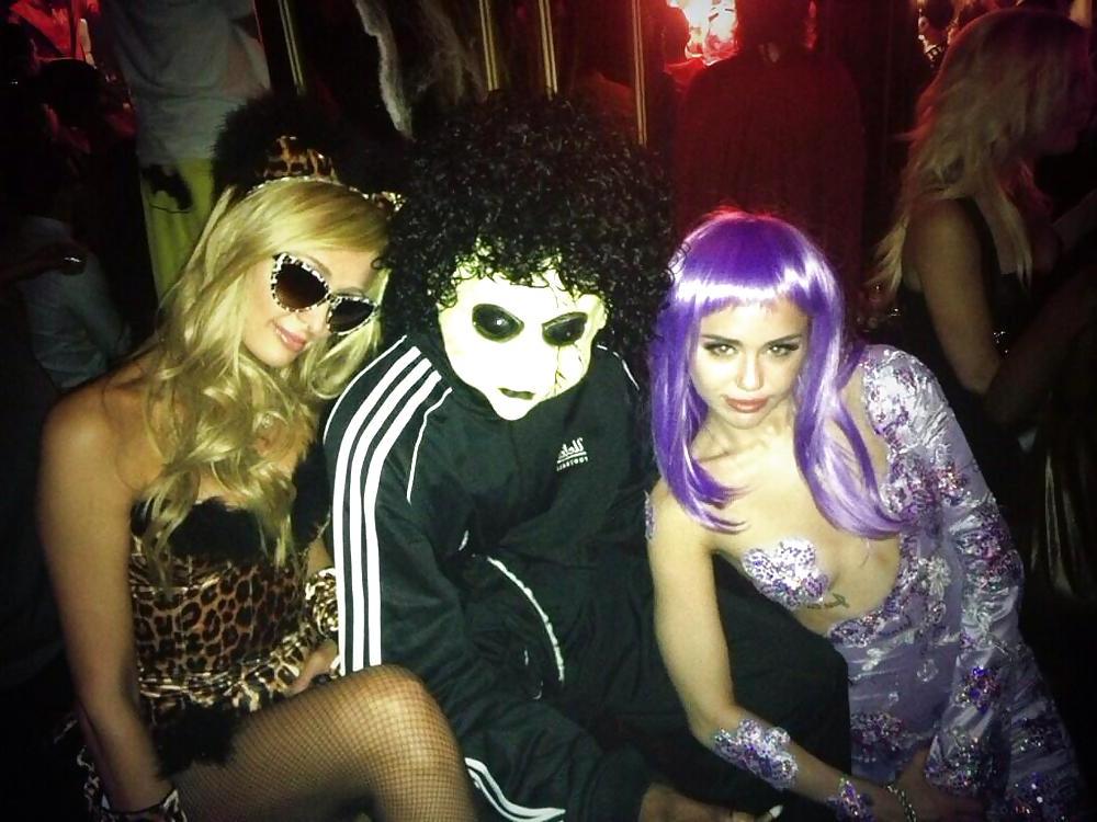8P Miley Cyrus Sexy Halloween Costume October 2013