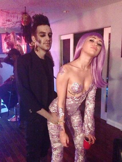 8P Miley Cyrus Sexy Halloween Costume October 2013