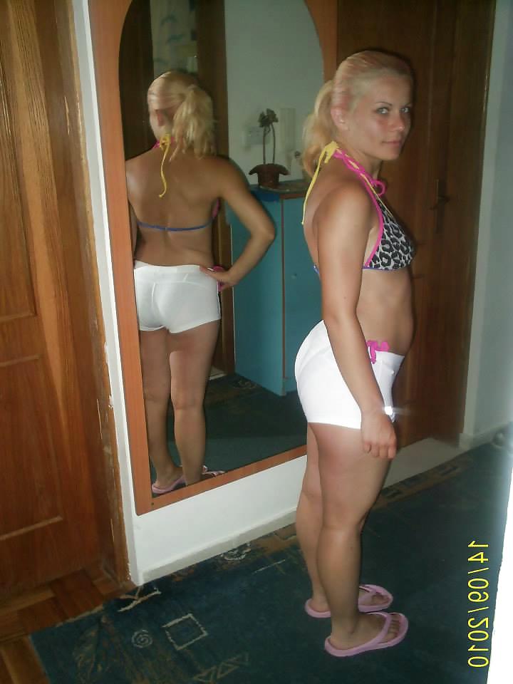 25P Serbian girl Ivana P.
