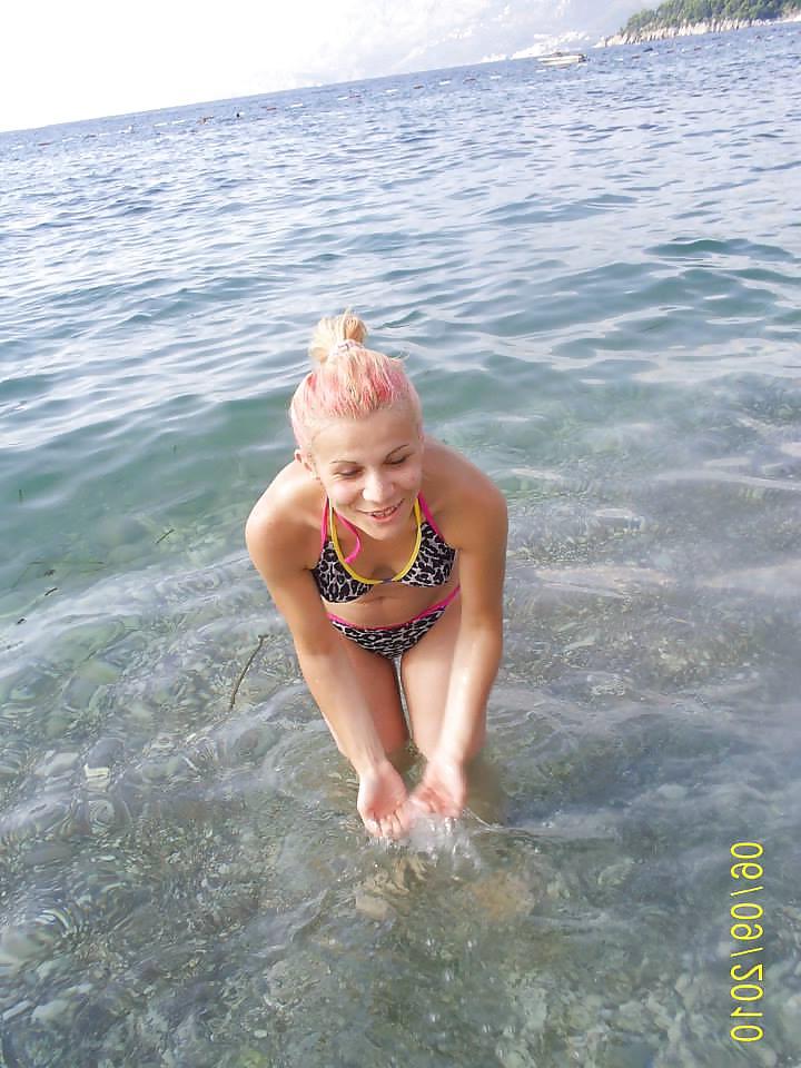 25P Serbian girl Ivana P.