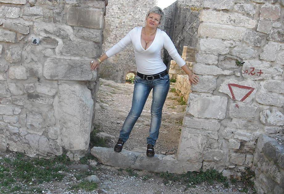 20P Big Tits Serbian Granny