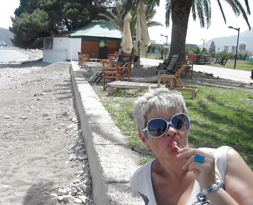 20P Big Tits Serbian Granny