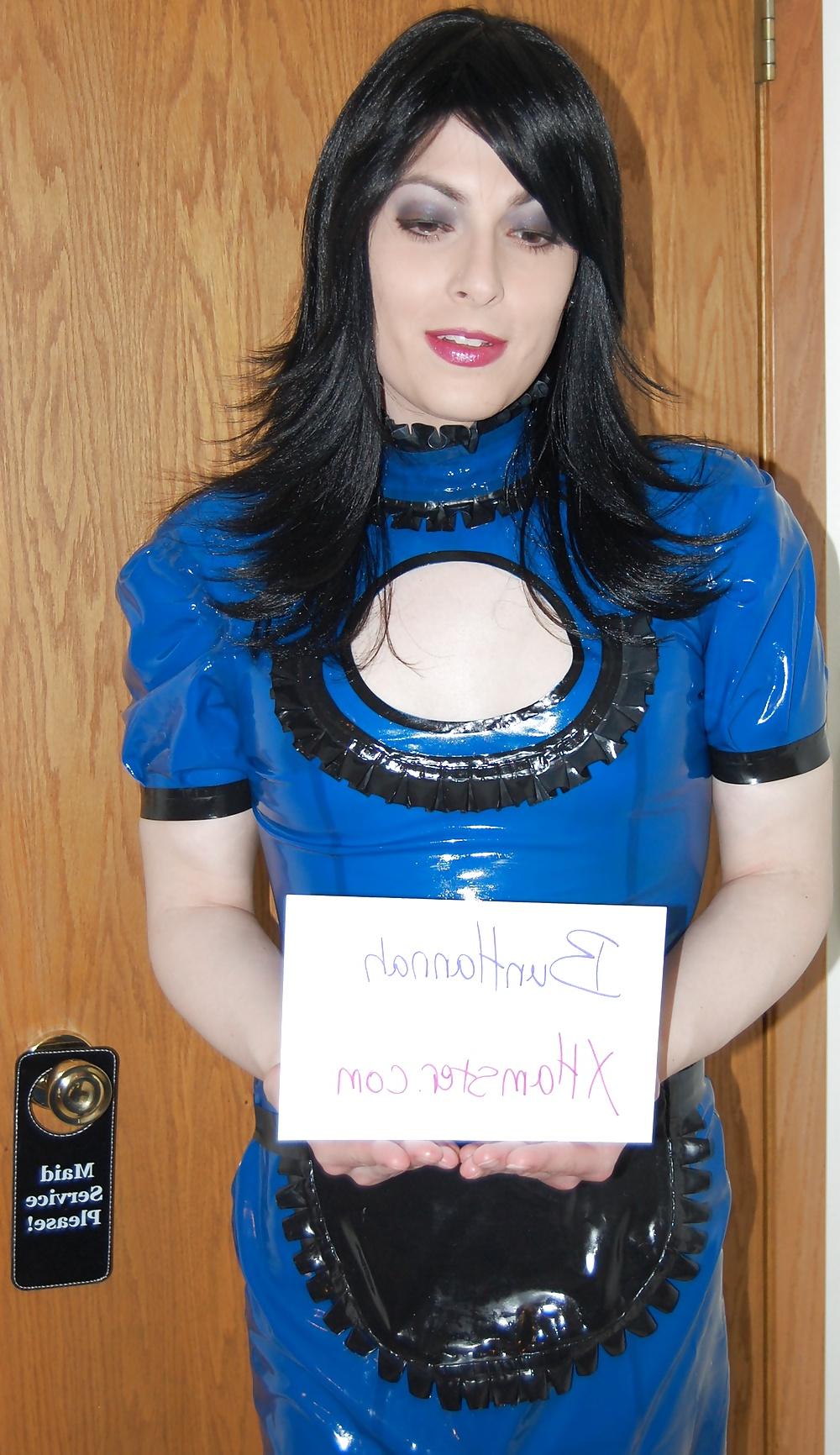 8P Blue Latex Maid