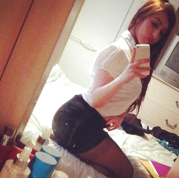 25P UK DIRTY PAKI SLUT YASMIN NEEDS FILTHY COMMENTS 