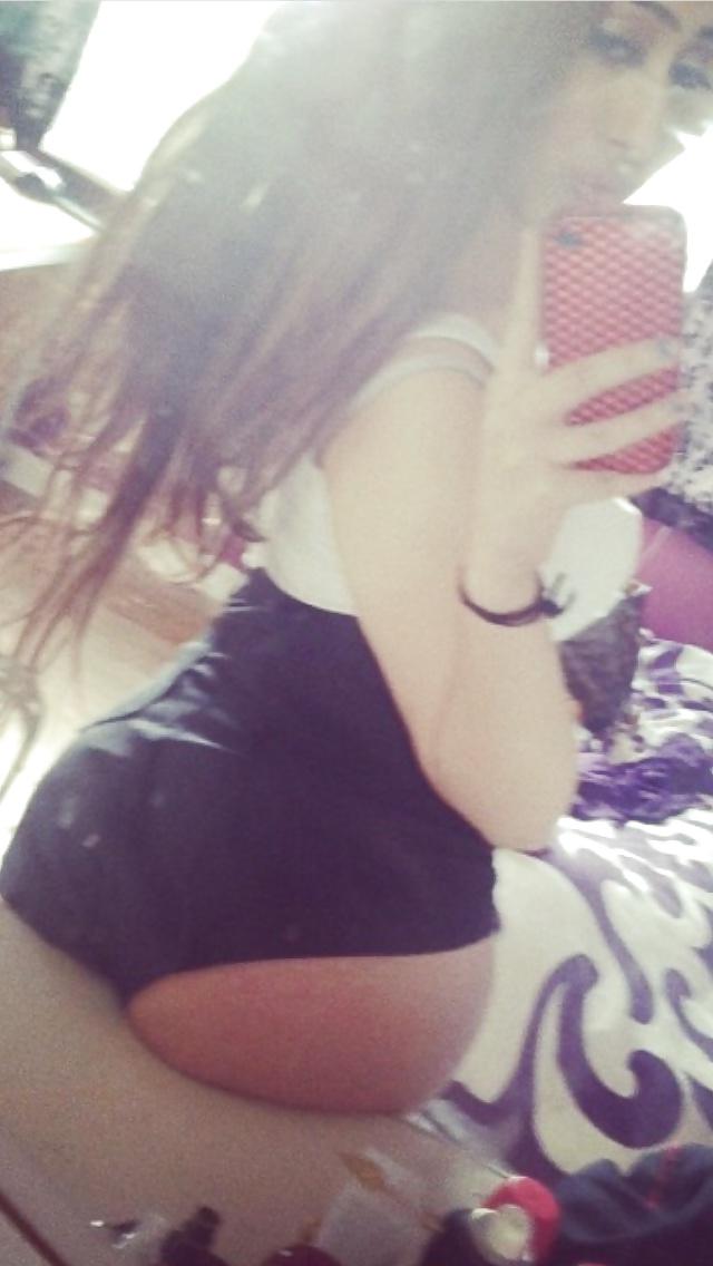 25P UK DIRTY PAKI SLUT YASMIN NEEDS FILTHY COMMENTS 