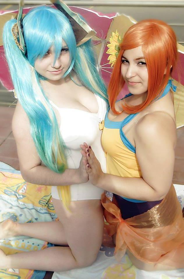24P Pool Party - Cosplay