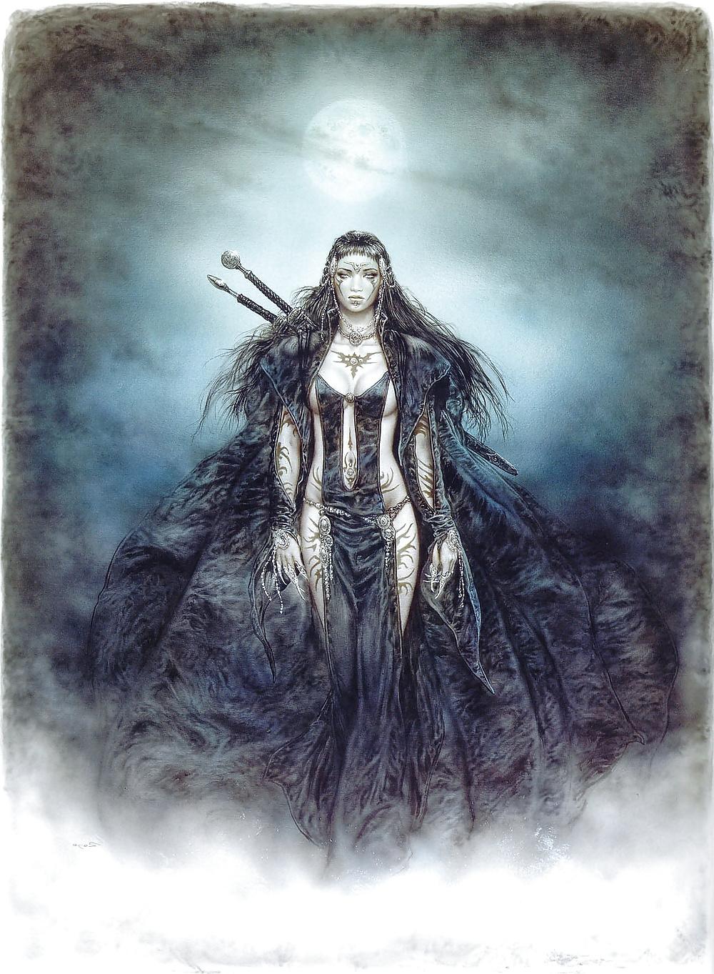 21P Luis Royo - Subversive Beauty