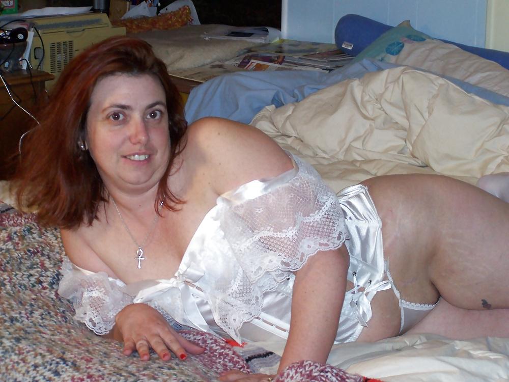 17P White corset