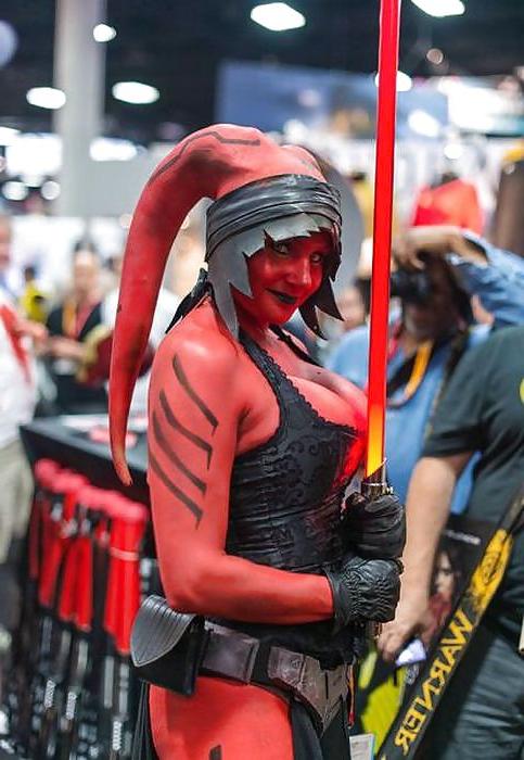 25P Sexy Cosplay Girls