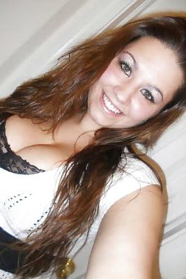 25P Busty Amatuer 31