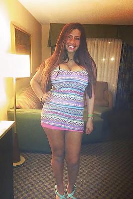 25P Busty Amatuer 34