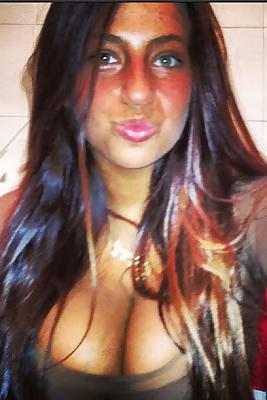 25P Busty Amatuer 34