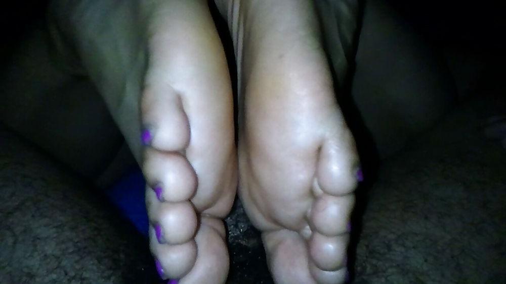 24P More footjob