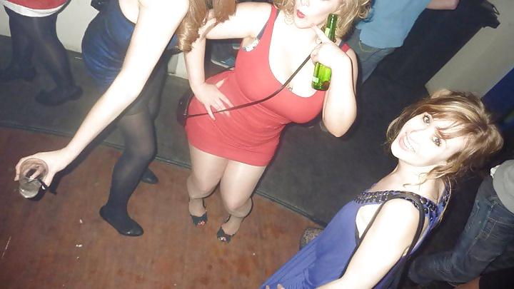 25P Busty bbw une blonde a gros nichons