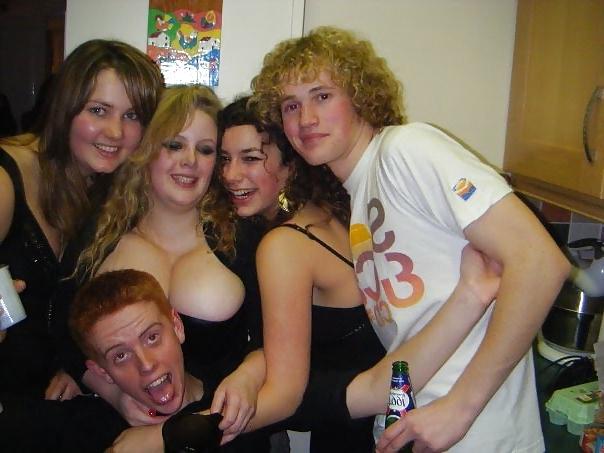 25P Busty bbw une blonde a gros nichons
