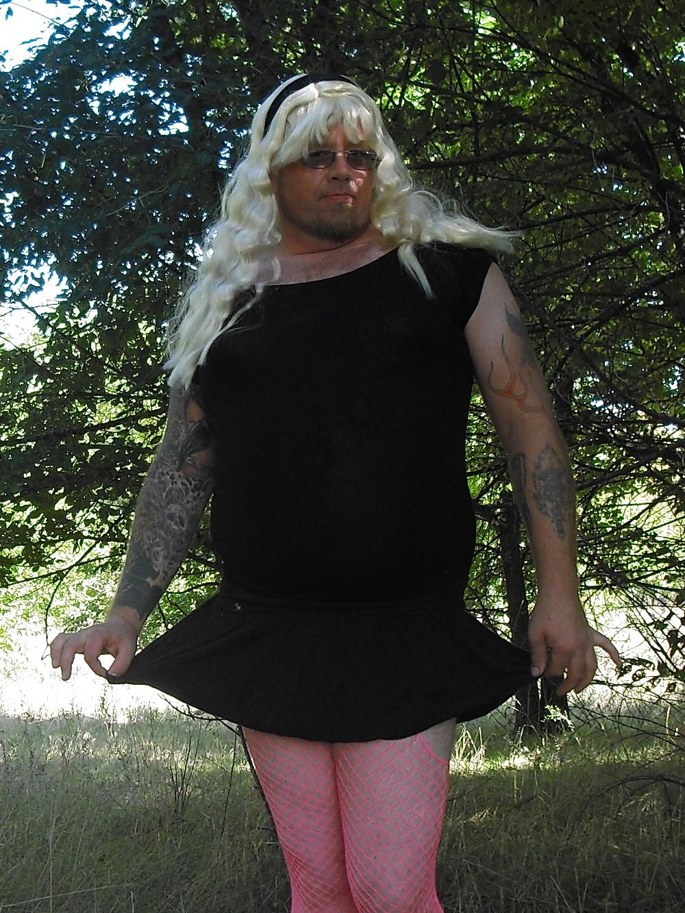 25P CD Playing with her Little Clitty in the Woods