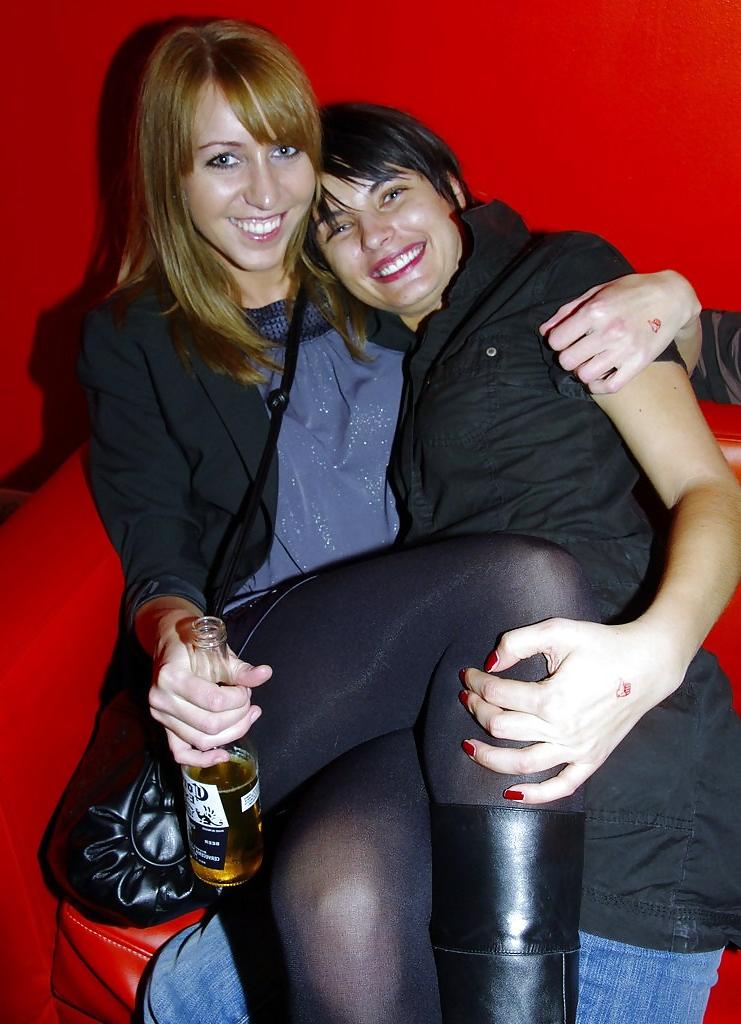 25P Pantyhose Upskirt