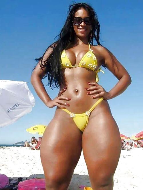 25P Thick, chubby girls with curves 3