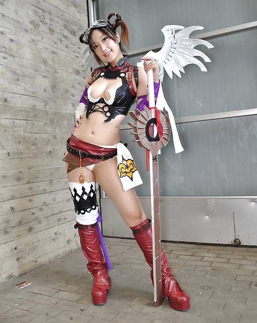 12P Cute Japanese Cosplay Girlies