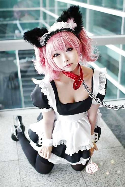 12P Cute Japanese Cosplay Girlies