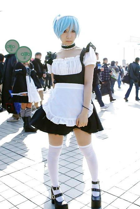 12P Cute Japanese Cosplay Girlies