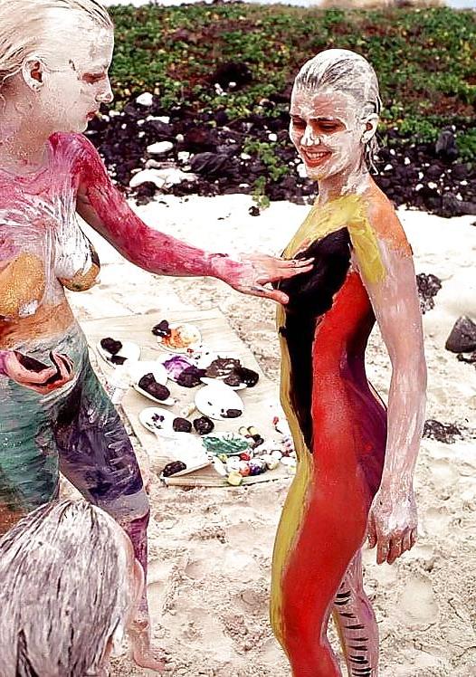 12P Nudist Pictures I love 25 Body painting
