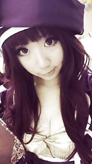 25P Neneko Cosplay Model (Taiwanese) .