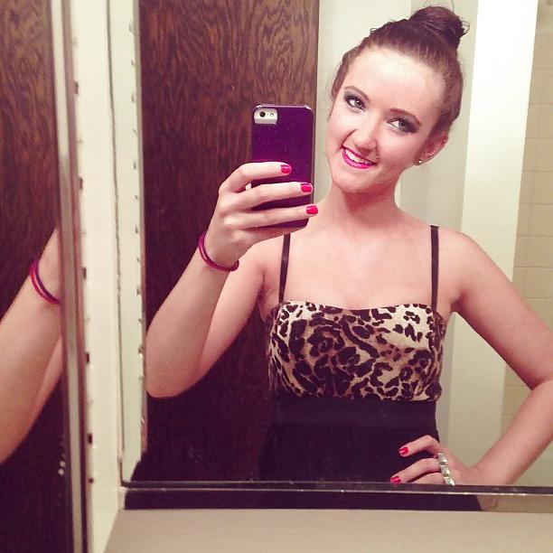 25P Rhea loves to gogo for dirty old men! Feed her your cum!