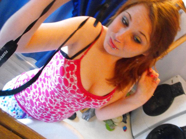 25P Had requests for this little whore Samantha