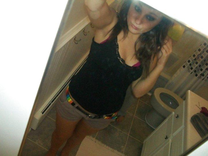 25P Had requests for this little whore Samantha