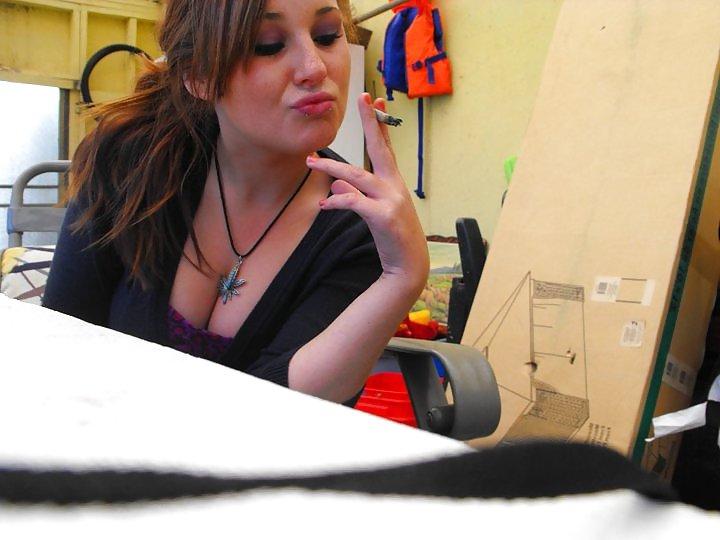 25P Had requests for this little whore Samantha