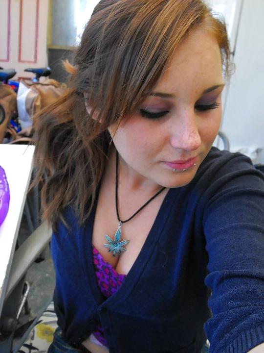 25P Had requests for this little whore Samantha