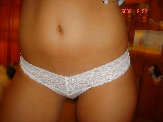 25P Hot teen Shows her Body