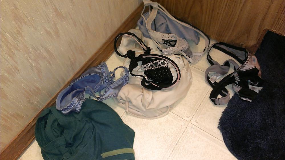 6P Teen gf's dirty panties