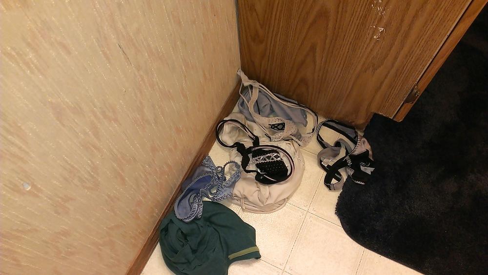 6P Teen gf's dirty panties
