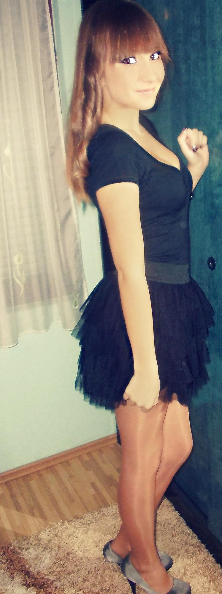 25P Pretty little teen needs a good hard facefuck